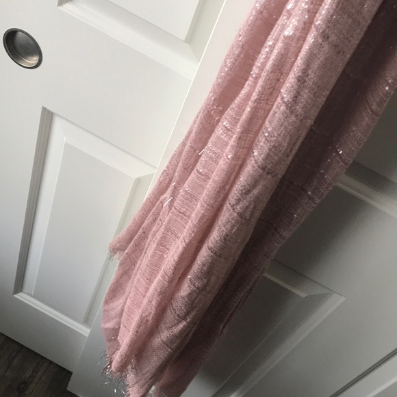 Light pink and silver scarf - Picture 2 of 4